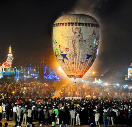 Taunggyi Tazaungdaing Festival